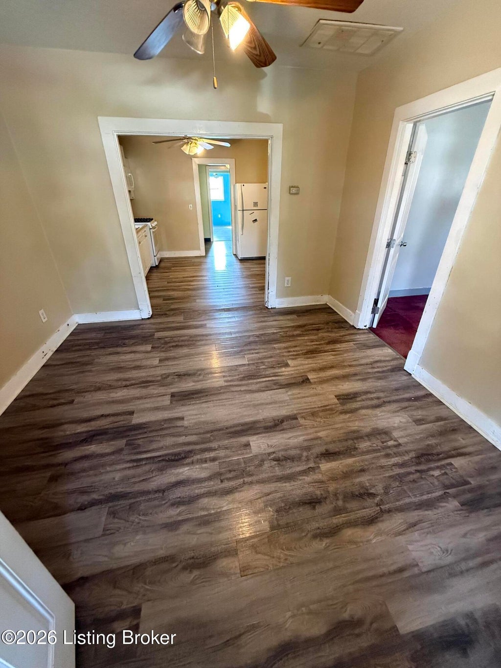 Photo of 512 Camden Ave, Louisville, KY 40215 (MLS # 1728548)