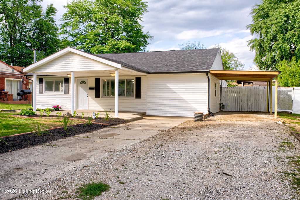 Photo of 7301 Watson Ln, Louisville, KY 40272 (MLS # 1715010)