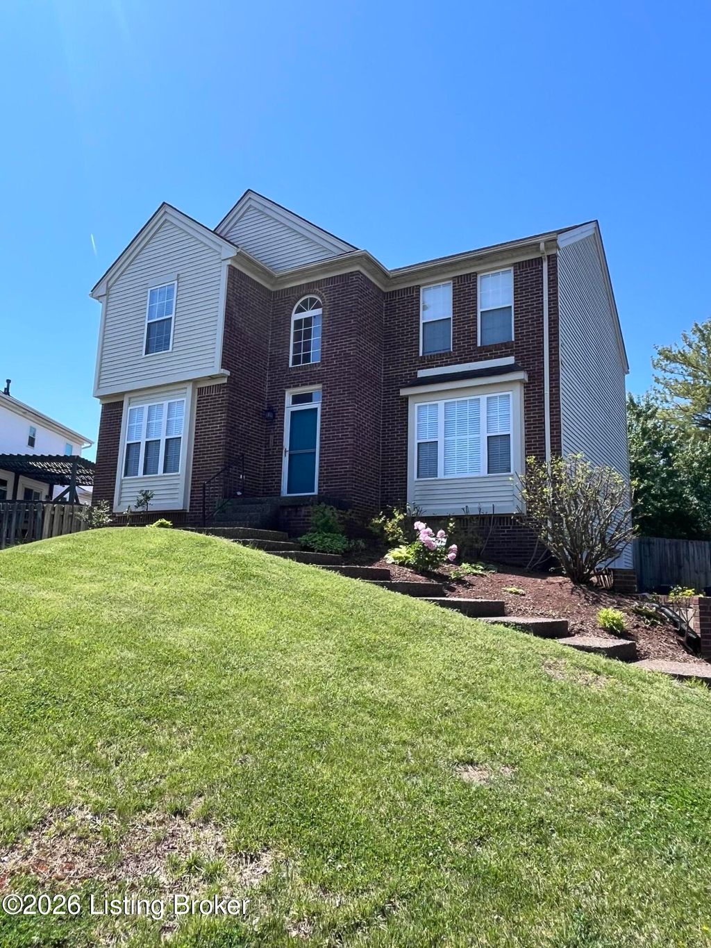 Photo of 3102 Binnacle Pl, Louisville, KY 40220 (MLS # 1716198)