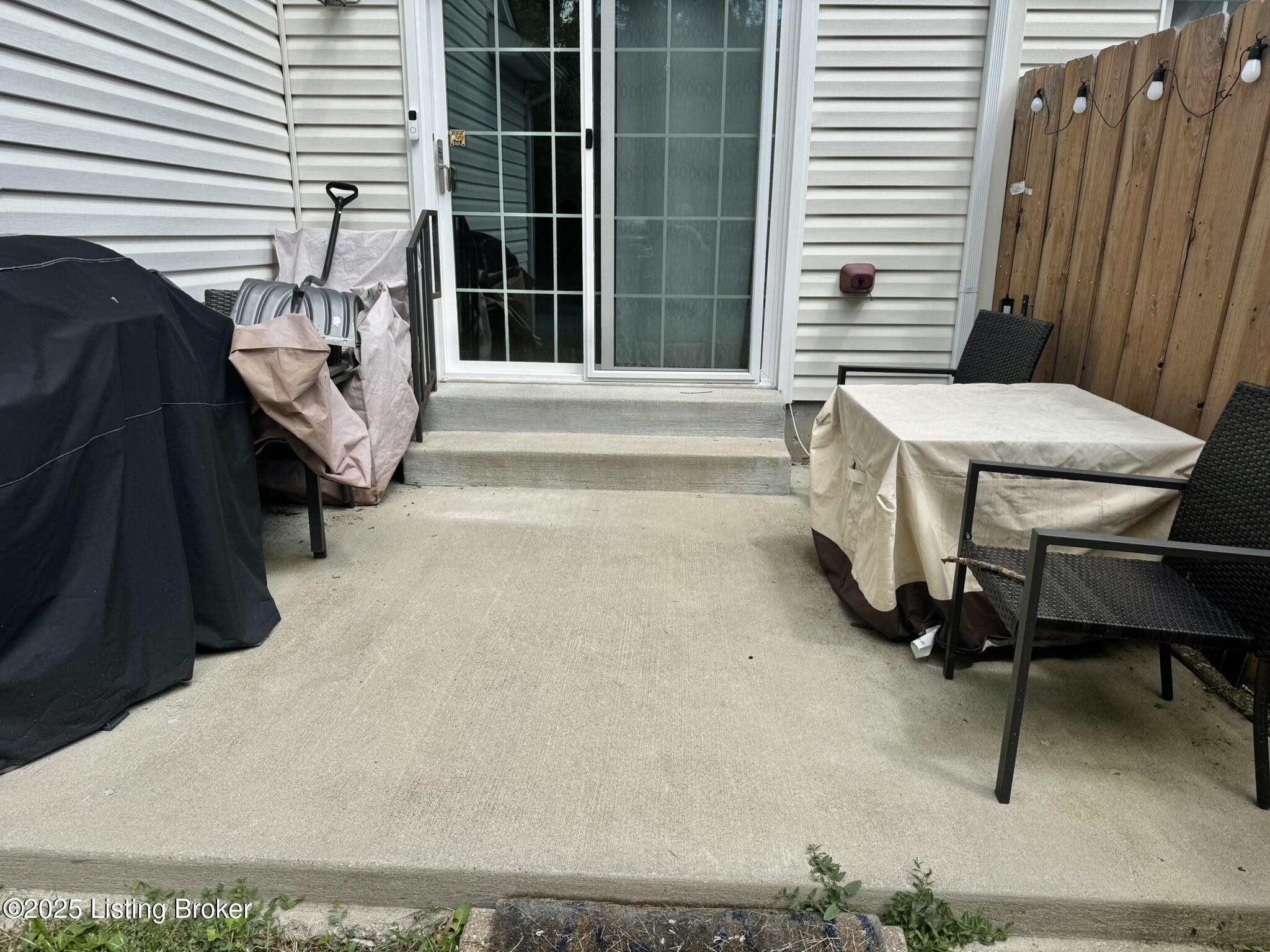 8031 Aspen Green Ln, Louisville, Kentucky image 34