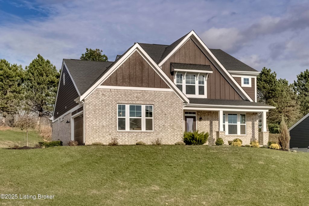 Photo of 2202 Quail Ridge Dr, La Grange, KY 40031 (MLS # 1703836)