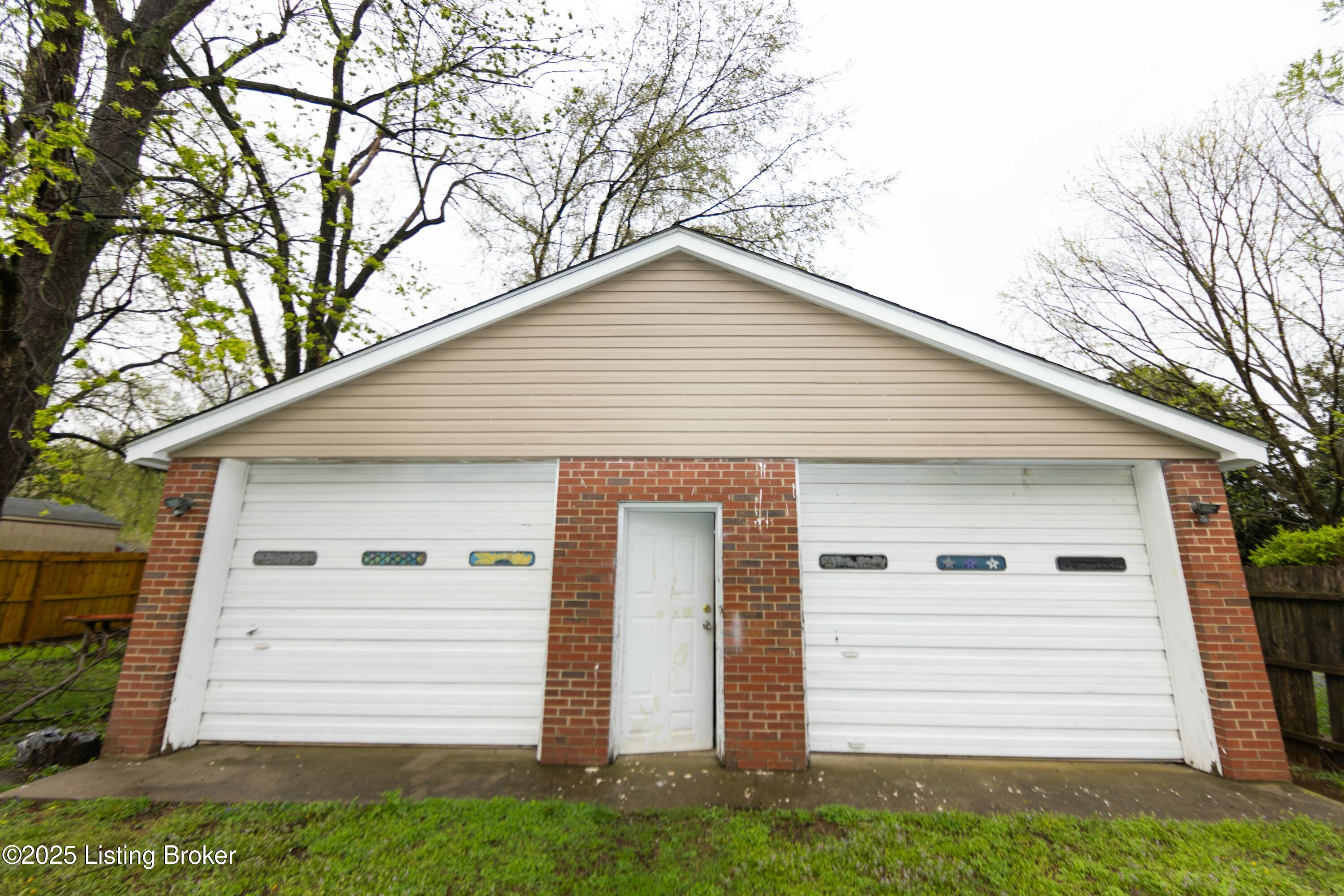 6214 Middlerose Cir, Louisville, Kentucky image 18