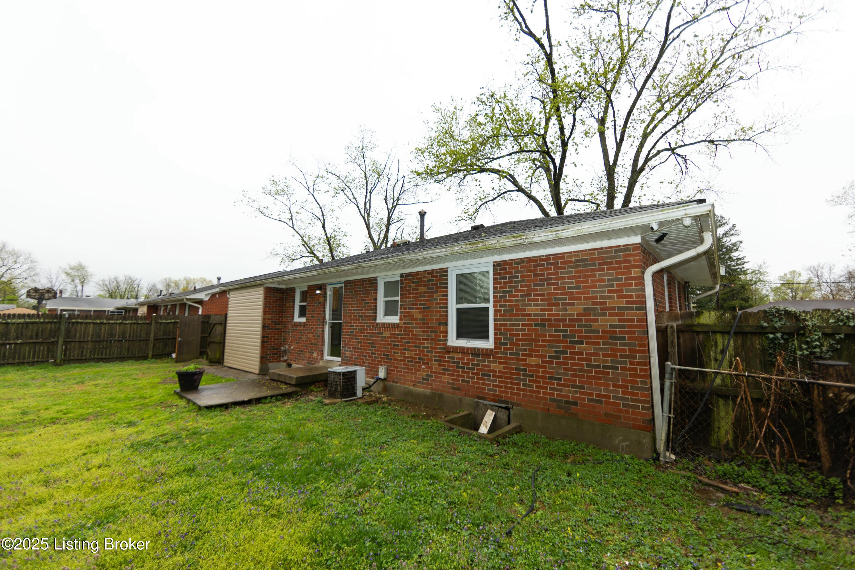 6214 Middlerose Cir, Louisville, Kentucky image 19