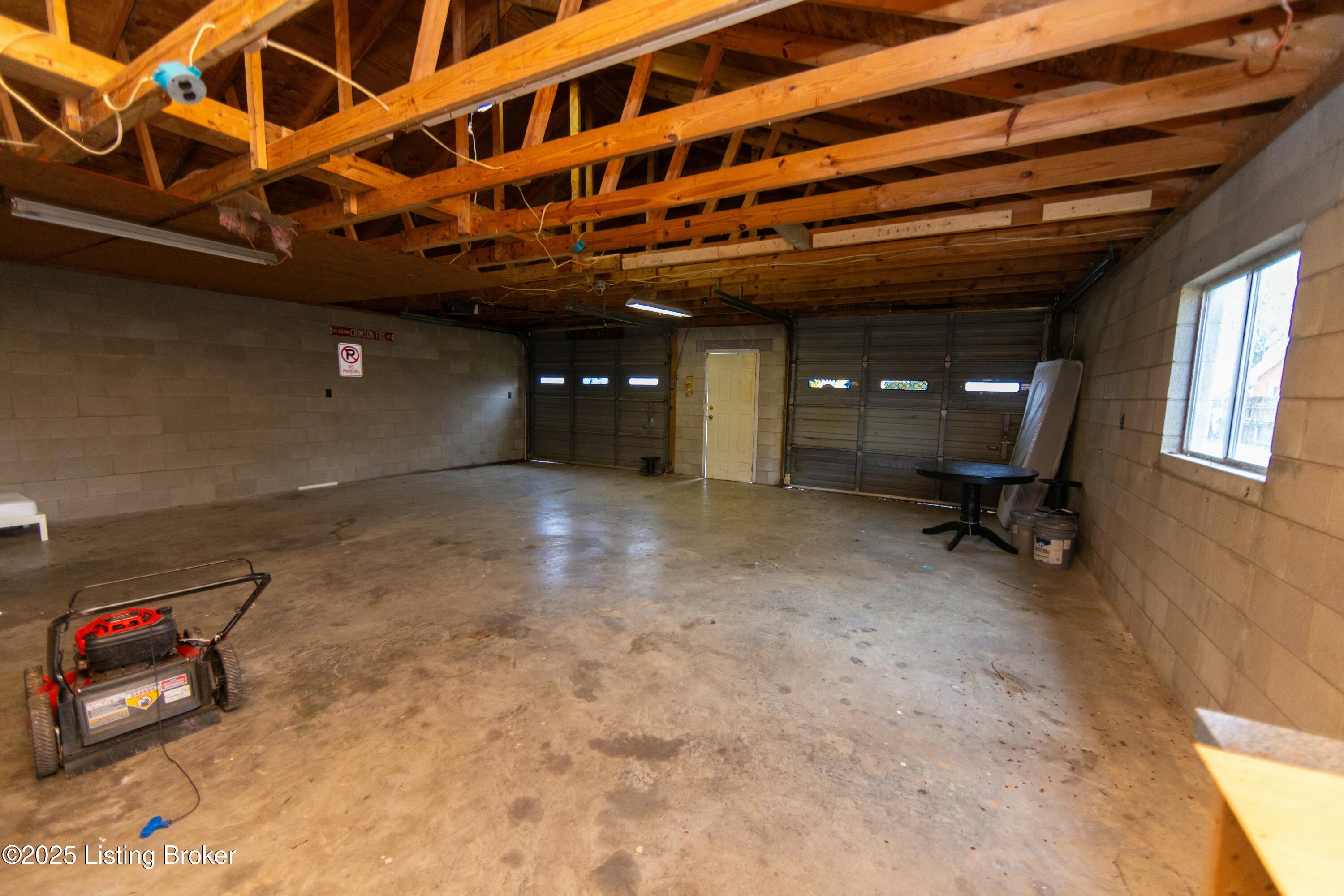 6214 Middlerose Cir, Louisville, Kentucky image 21