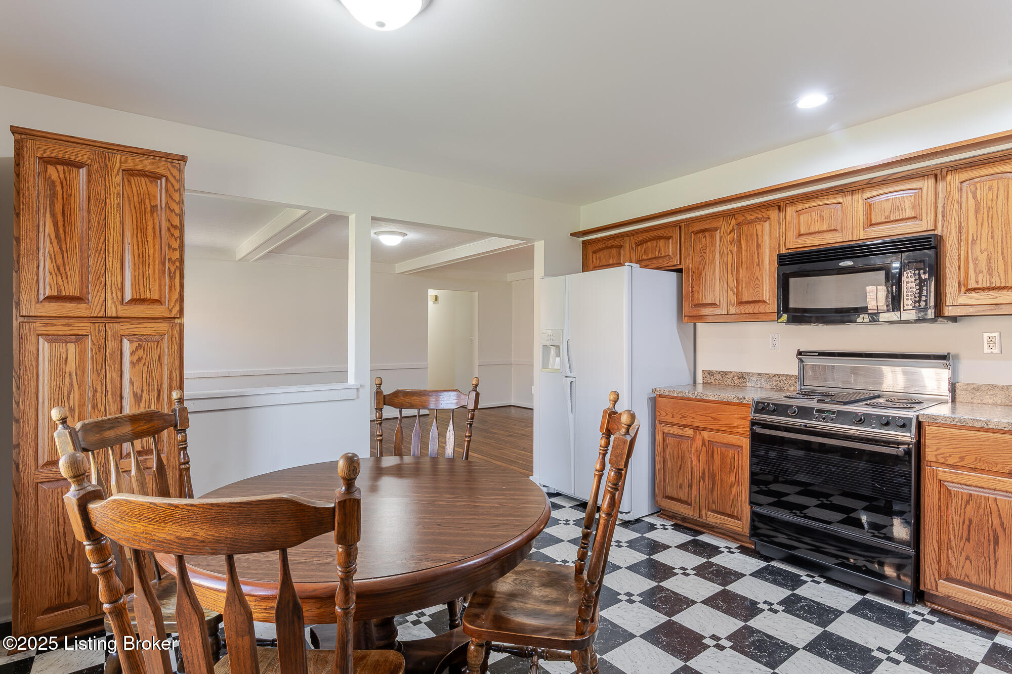 2811 Weissinger Rd, Louisville, Kentucky image 19