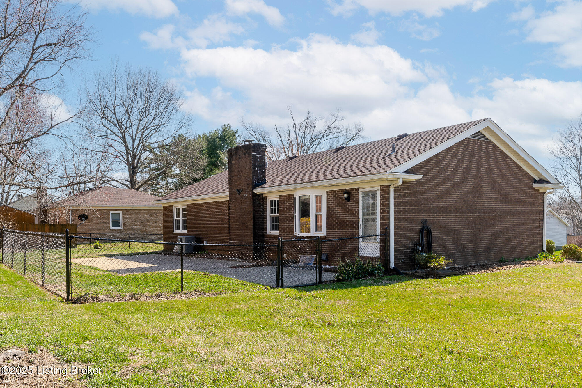 2811 Weissinger Rd, Louisville, Kentucky image 4