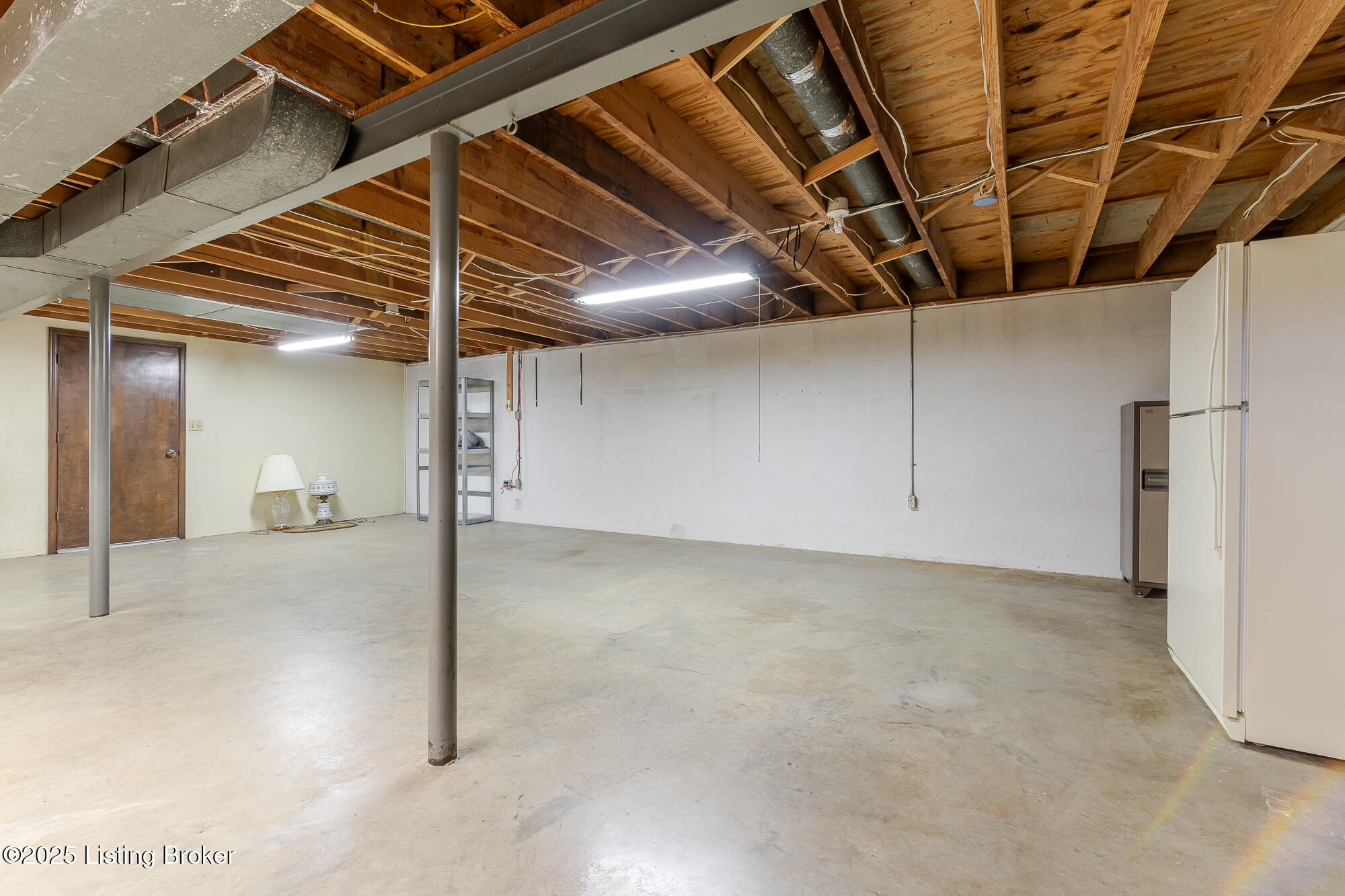 2811 Weissinger Rd, Louisville, Kentucky image 33