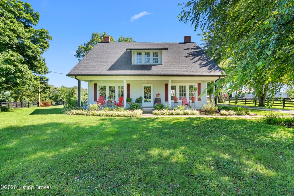 Photo of 1219 Taylor Wood Rd, Simpsonville, KY 40067 (MLS # 1723903)