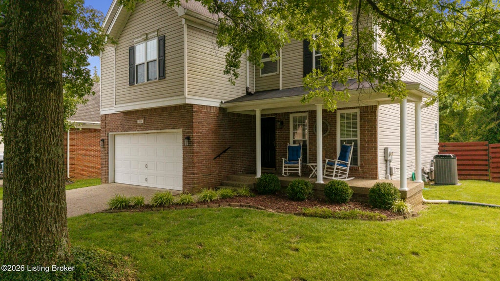 Photo of 504 Evergreen Place Ct, Louisville, KY 40223 (MLS # 1722775)