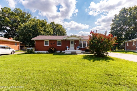 Homes For Sale - 6326 Krause Ave<br/> Louisville, KY 40216