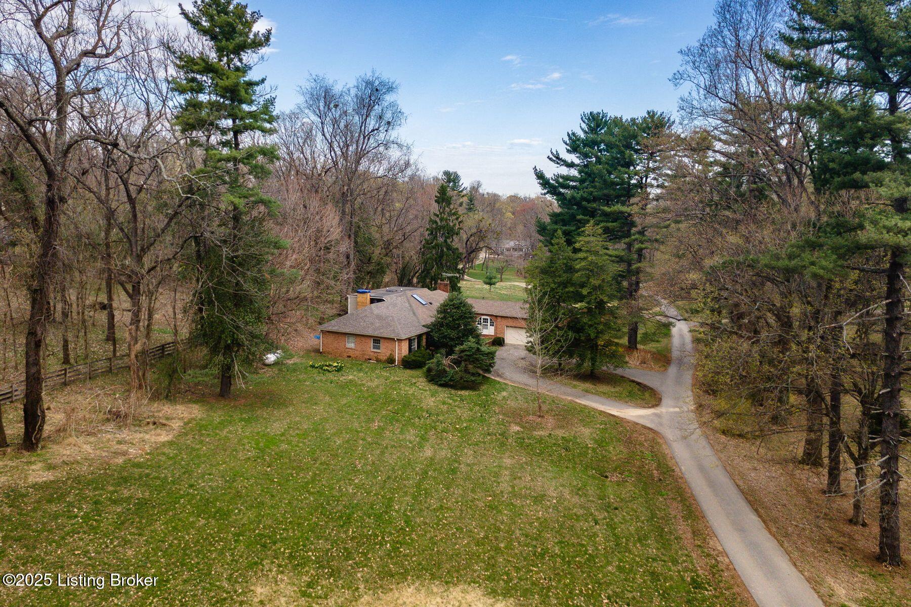 7823 Wolf Pen Branch Rd, Prospect, Kentucky image 1