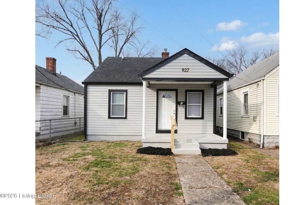 Photo of 927 Dresden Ave, Louisville, KY 40215 (MLS # 1710556)