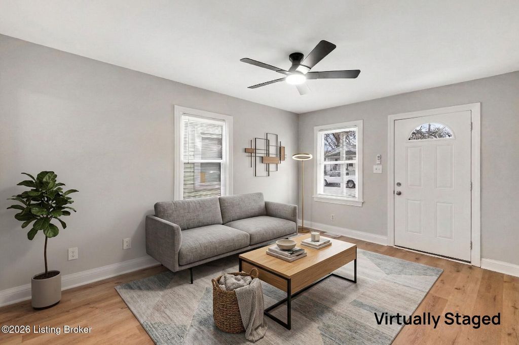 Photo of 927 Dresden Ave, Louisville, KY 40215 (MLS # 1710556)