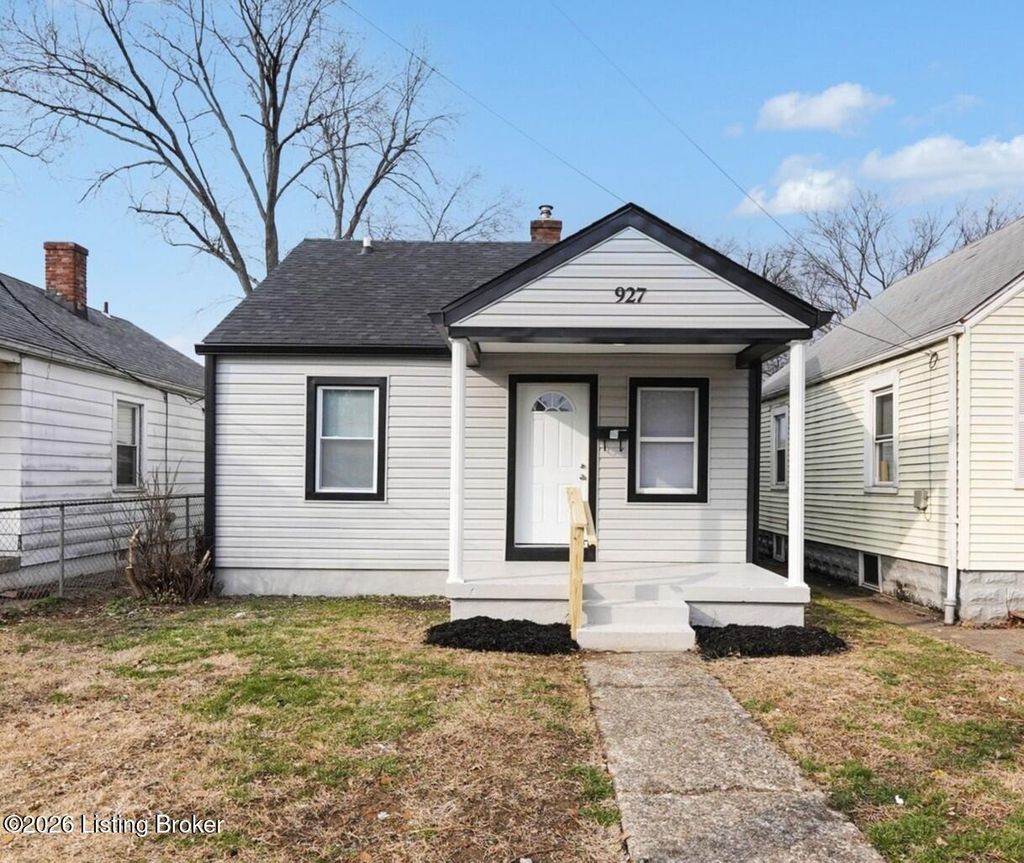 Photo of 927 Dresden Ave, Louisville, KY 40215 (MLS # 1710556)