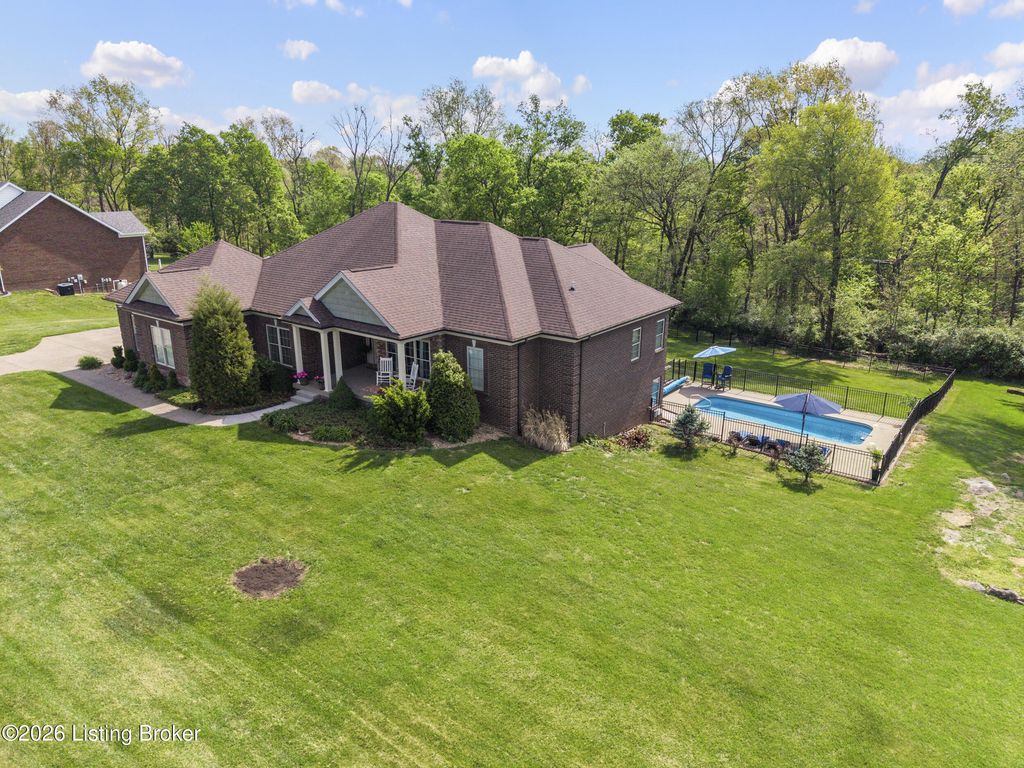 Photo of 202 Mill Stone Way, Bardstown, KY 40004 (MLS # 1714253)