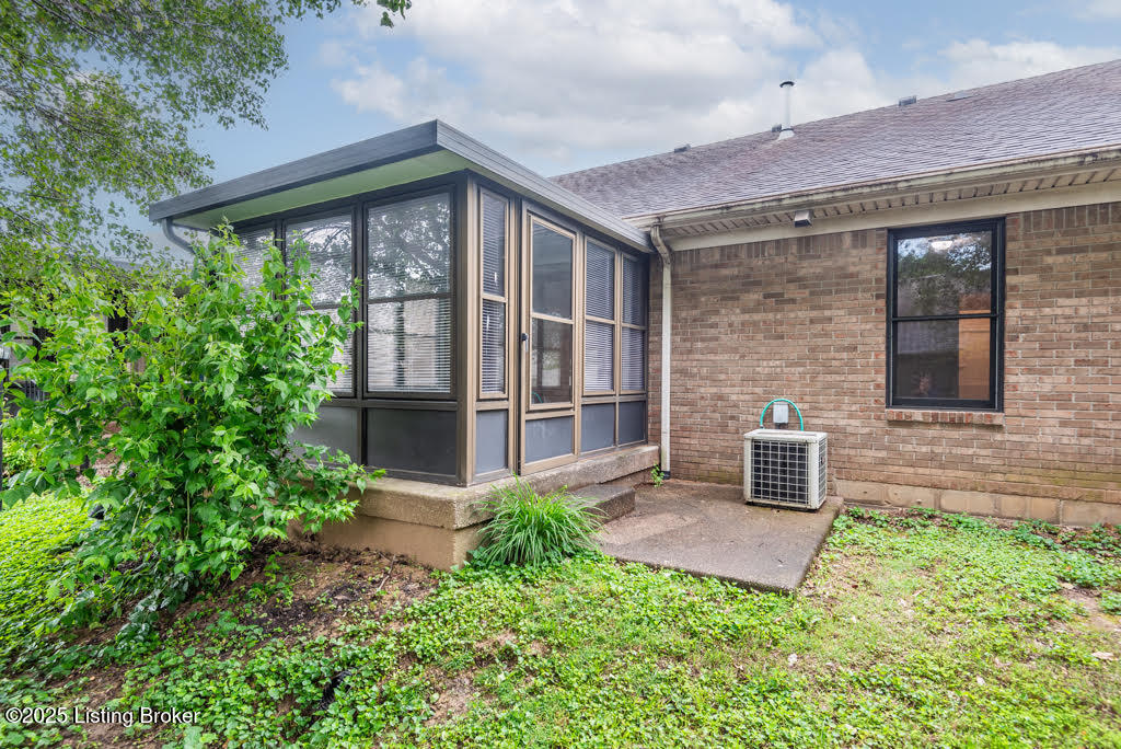 134 Huron Ct, Shepherdsville, Pennsylvania image 11