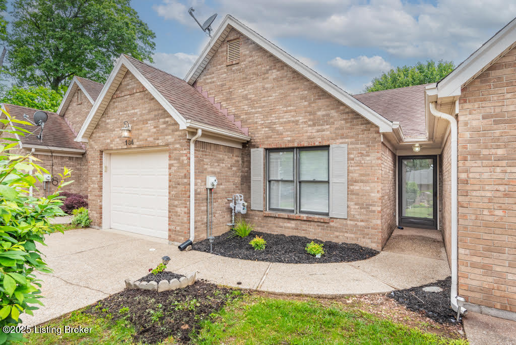 134 Huron Ct, Shepherdsville, Pennsylvania image 1