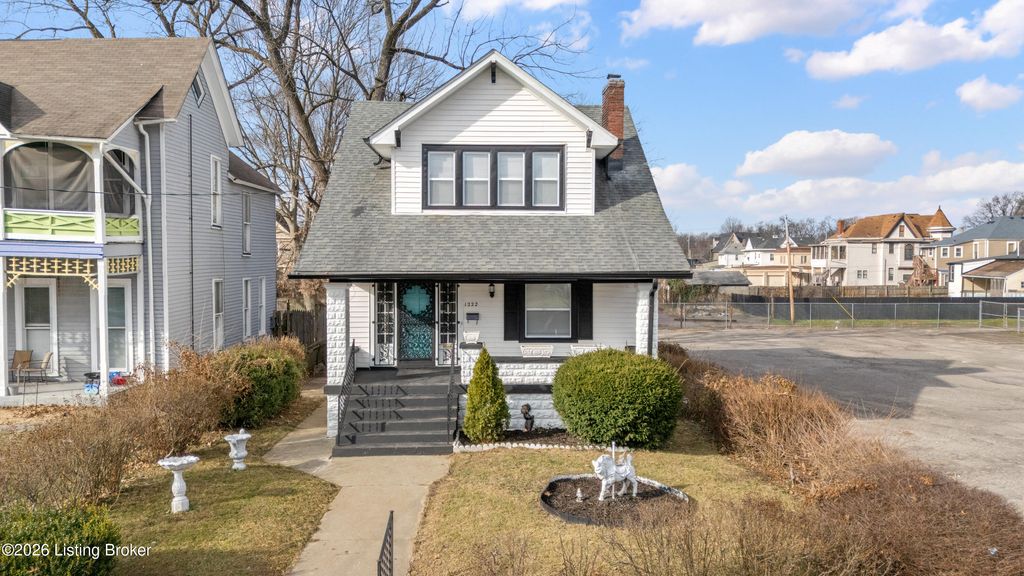 Photo of 1222 Cypress St, Louisville, KY 40211 (MLS # 1706672)