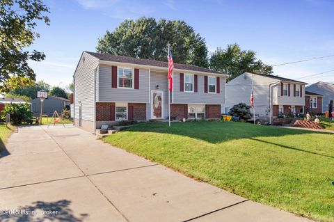 Photo of 190 Tumbleweed Dr, Louisville, KY 40229 (MLS # 1706170)