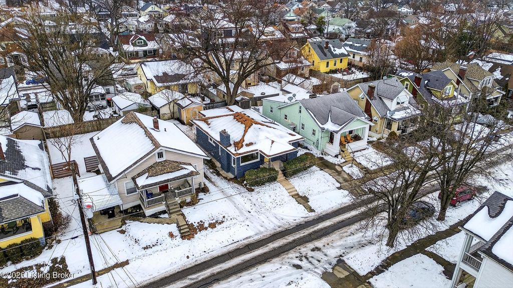 Photo of 663 S Barbee Way, Louisville, KY 40217 (MLS # 1708608)