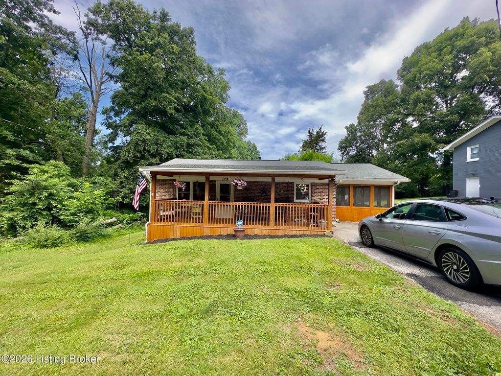 Photo of 1109 Evelyn Dr, Radcliff, KY 40160 (MLS # 1720223)