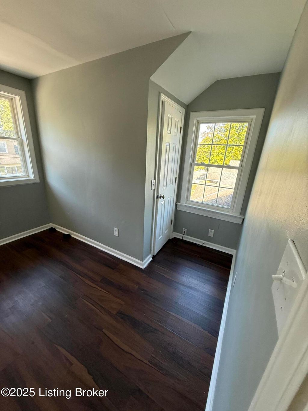 Photo of 1317 Arcade Ave, Louisville, KY 40215 (MLS # 1705375)