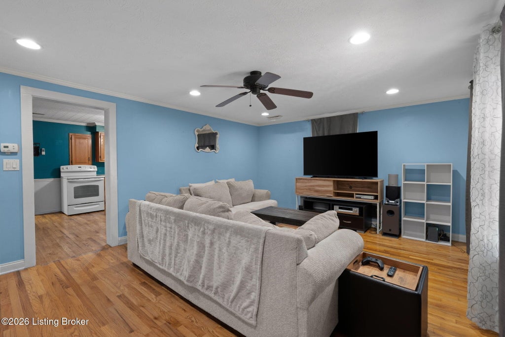 Photo of 6966 Old Greenhill Rd, Bowling Green, KY 42103 (MLS # 1726749)