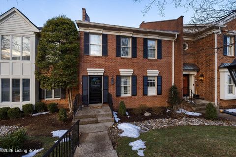 1320 Navajo Ct Louisville KY 40207