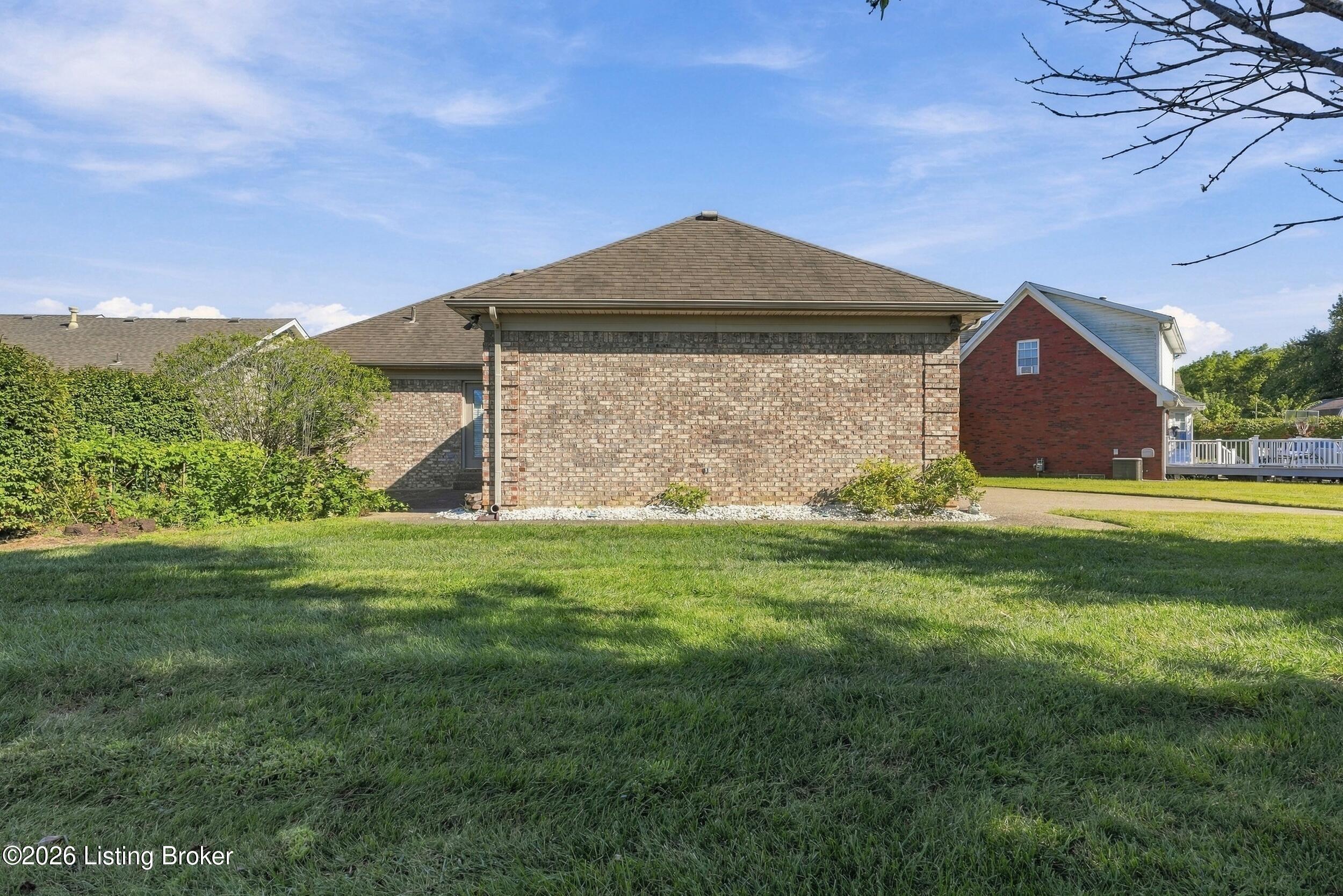 6314 Winding Stream Dr
