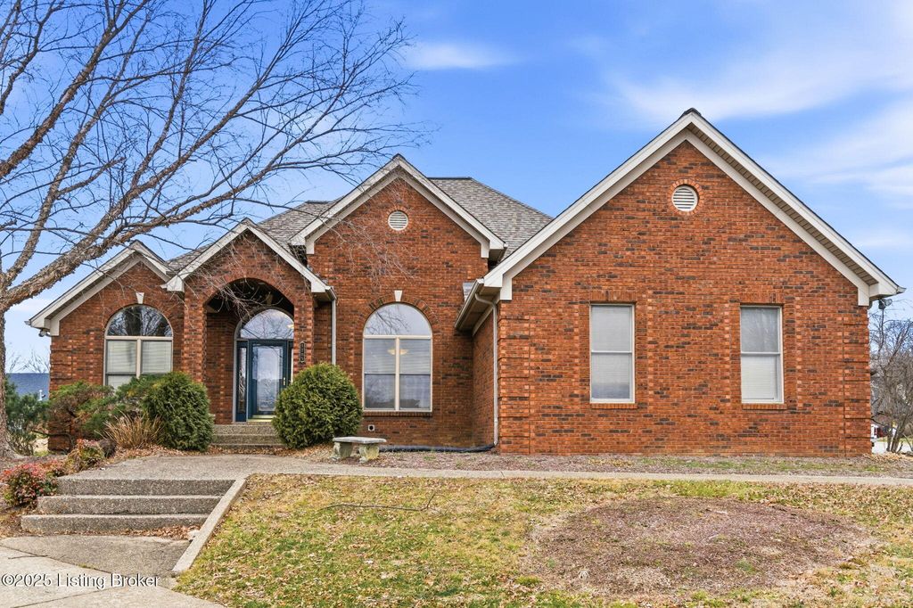 Photo of 1205 Williams Ridge Rd, Louisville, KY 40243 (MLS # 1706042)