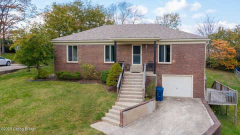 Photo of 1409 Grange Dr, La Grange, KY 40031 (MLS # 1702375)