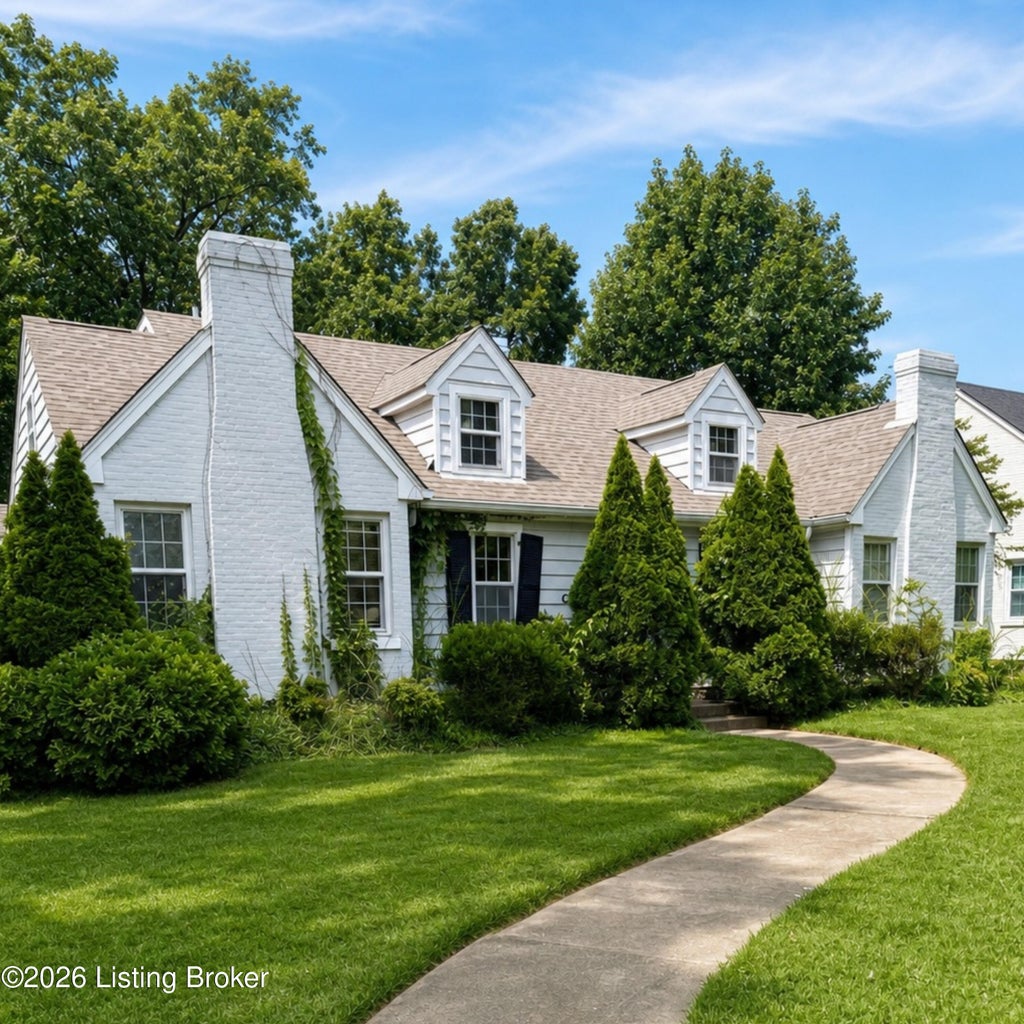 Photo of 1901 Emerson Ave, Louisville, KY 40205 (MLS # 1727707)