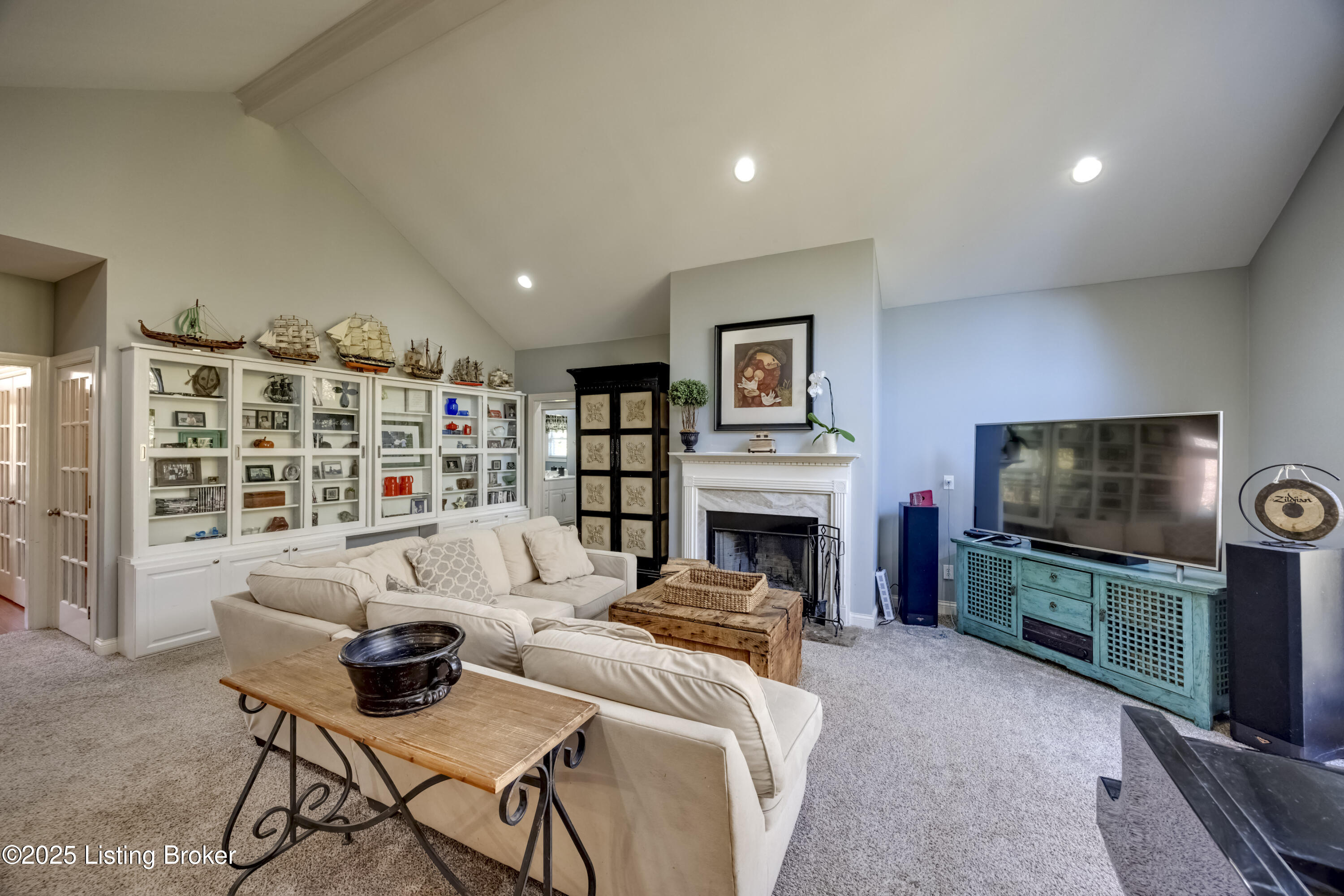 279 Persimmon Ridge Dr