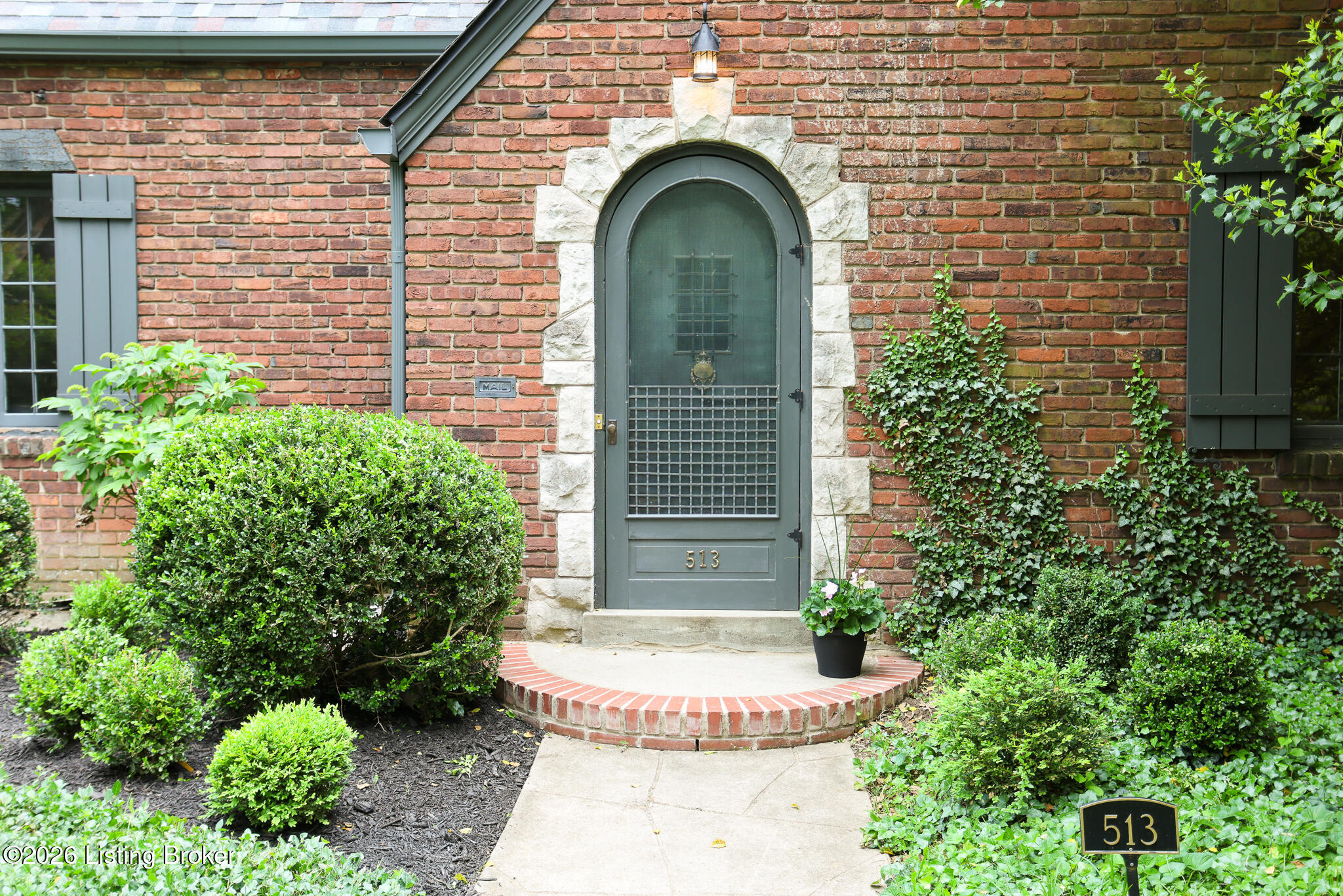 513 Emery Rd