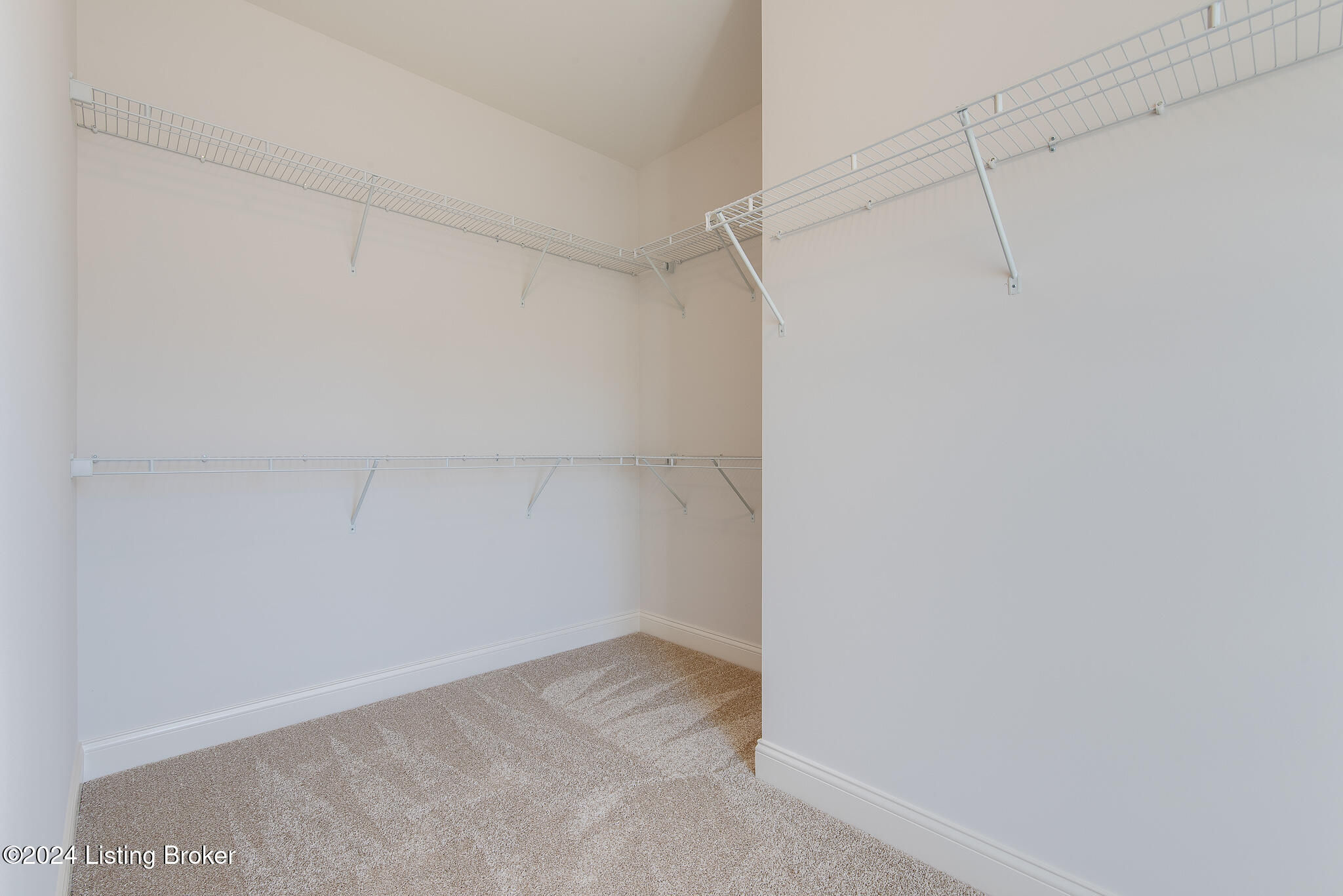 14025 Grandshire Way, Louisville, Kentucky image 31