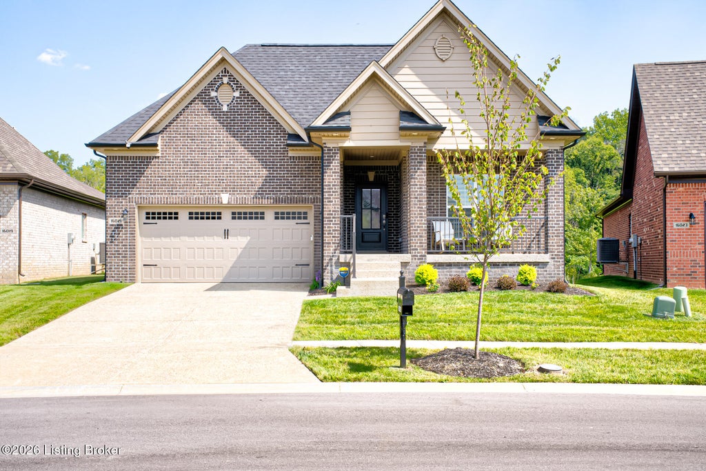 Photo of 16021 Cumberland Lake Cir, Louisville, KY 40245 (MLS # 1728666)