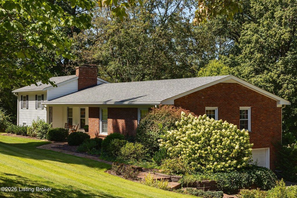 Photo of 12601 Saint Clair Dr, Louisville, KY 40243 (MLS # 1715859)