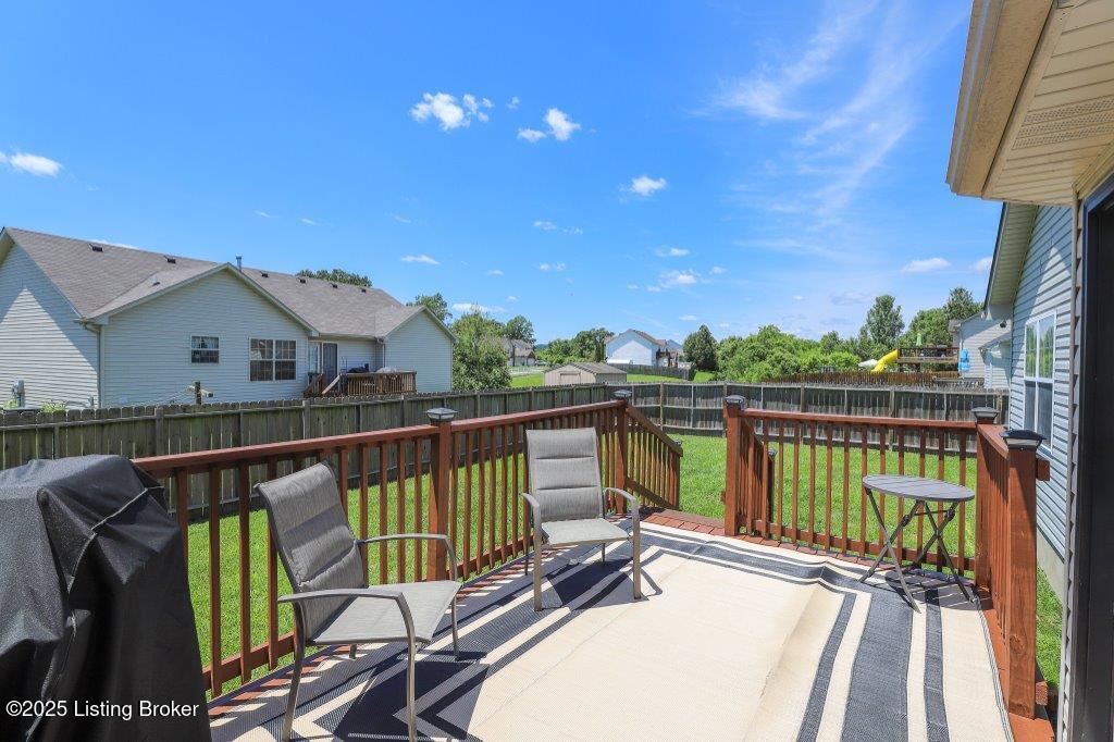 175 N Crooked Oak Ct, Shepherdsville, Pennsylvania image 27