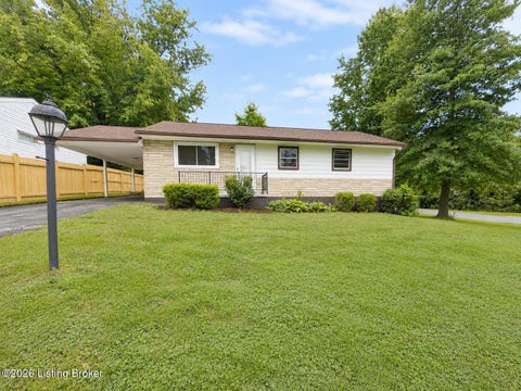 Homes For Sale - 1740 Cherry Ln<br/> Shelbyville, KY 40065