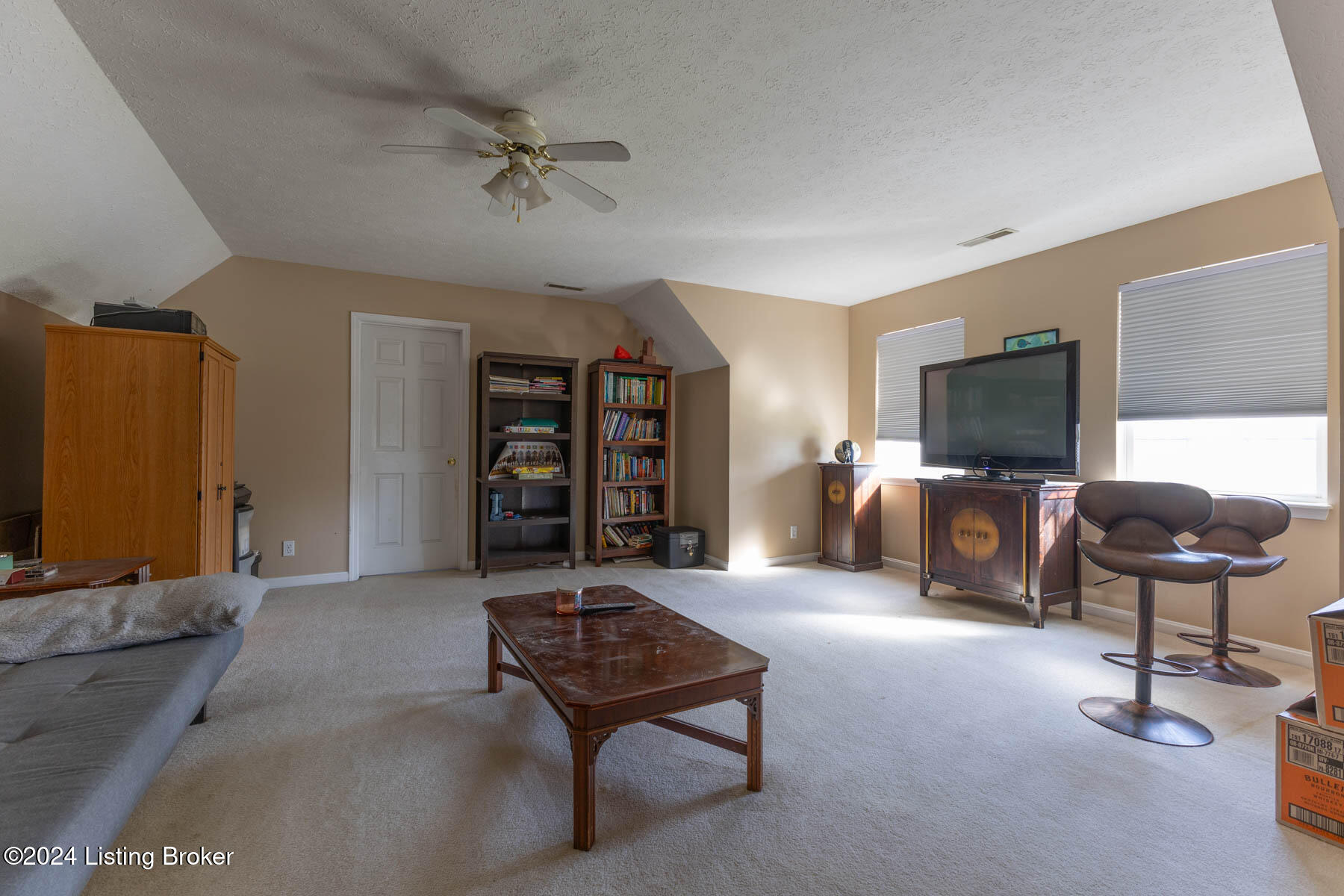 9539 Poplar Hill Dr, Crestwood, Kentucky image 13