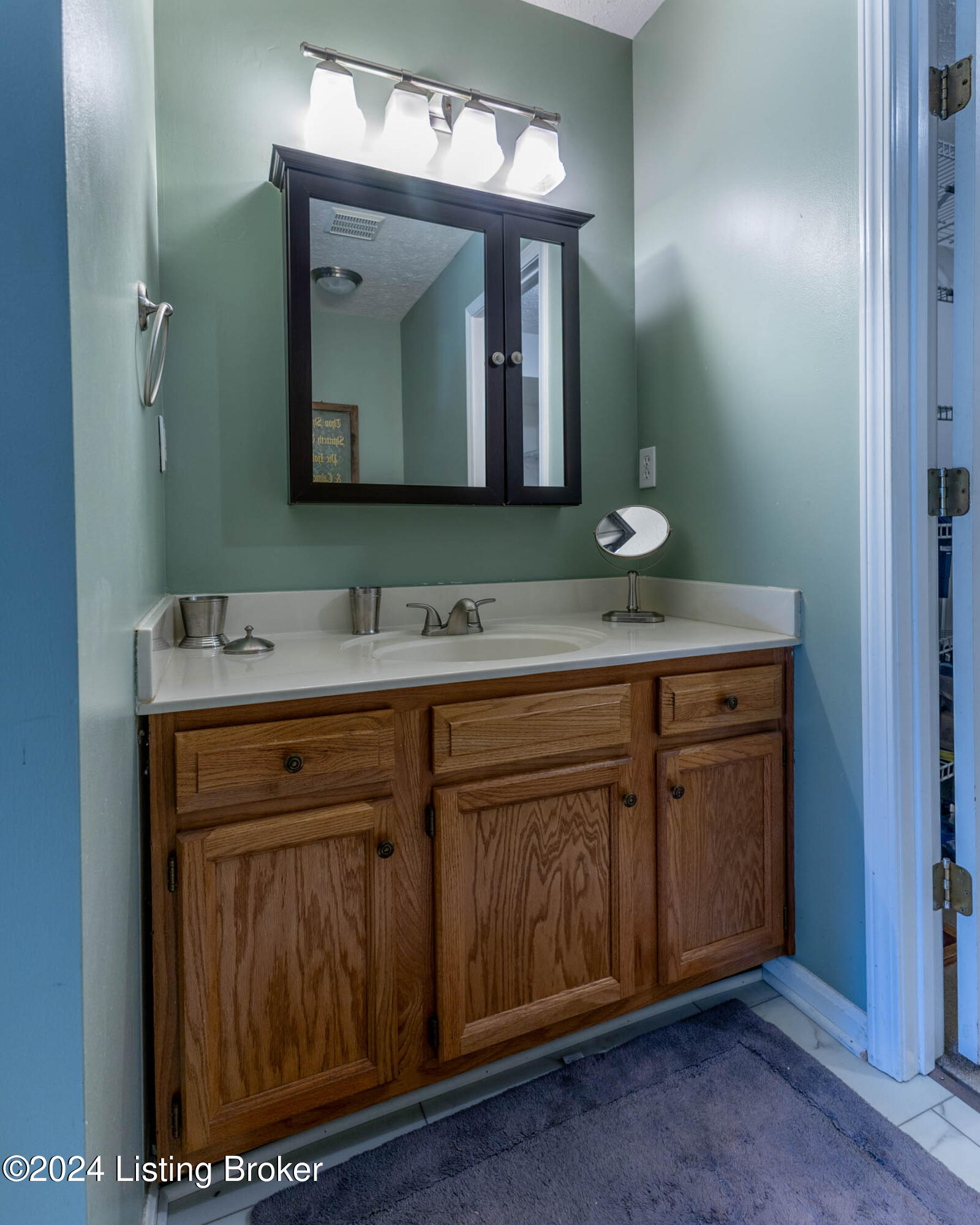 9539 Poplar Hill Dr, Crestwood, Kentucky image 26