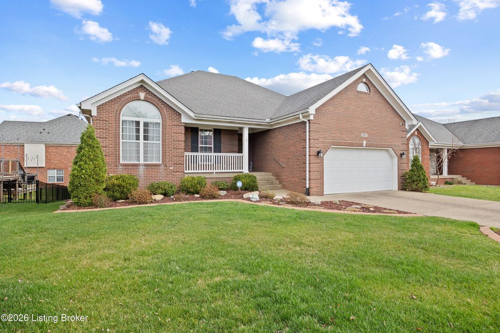 Photo of 6803 Brighton Springs Ln, Louisville, KY 40291 (MLS # 1711105)