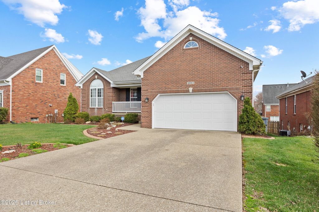 Photo of 6803 Brighton Springs Ln, Louisville, KY 40291 (MLS # 1711105)