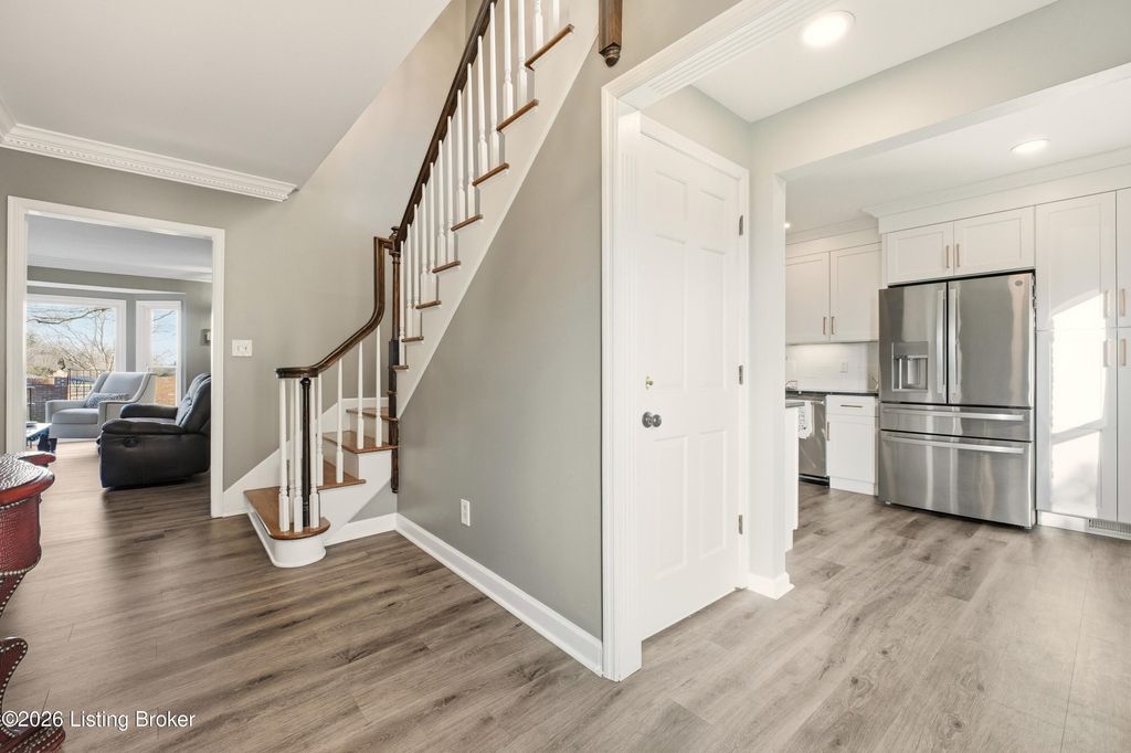 Photo of 6718 Deep Creek Dr, Prospect, KY 40059 (MLS # 1707624)