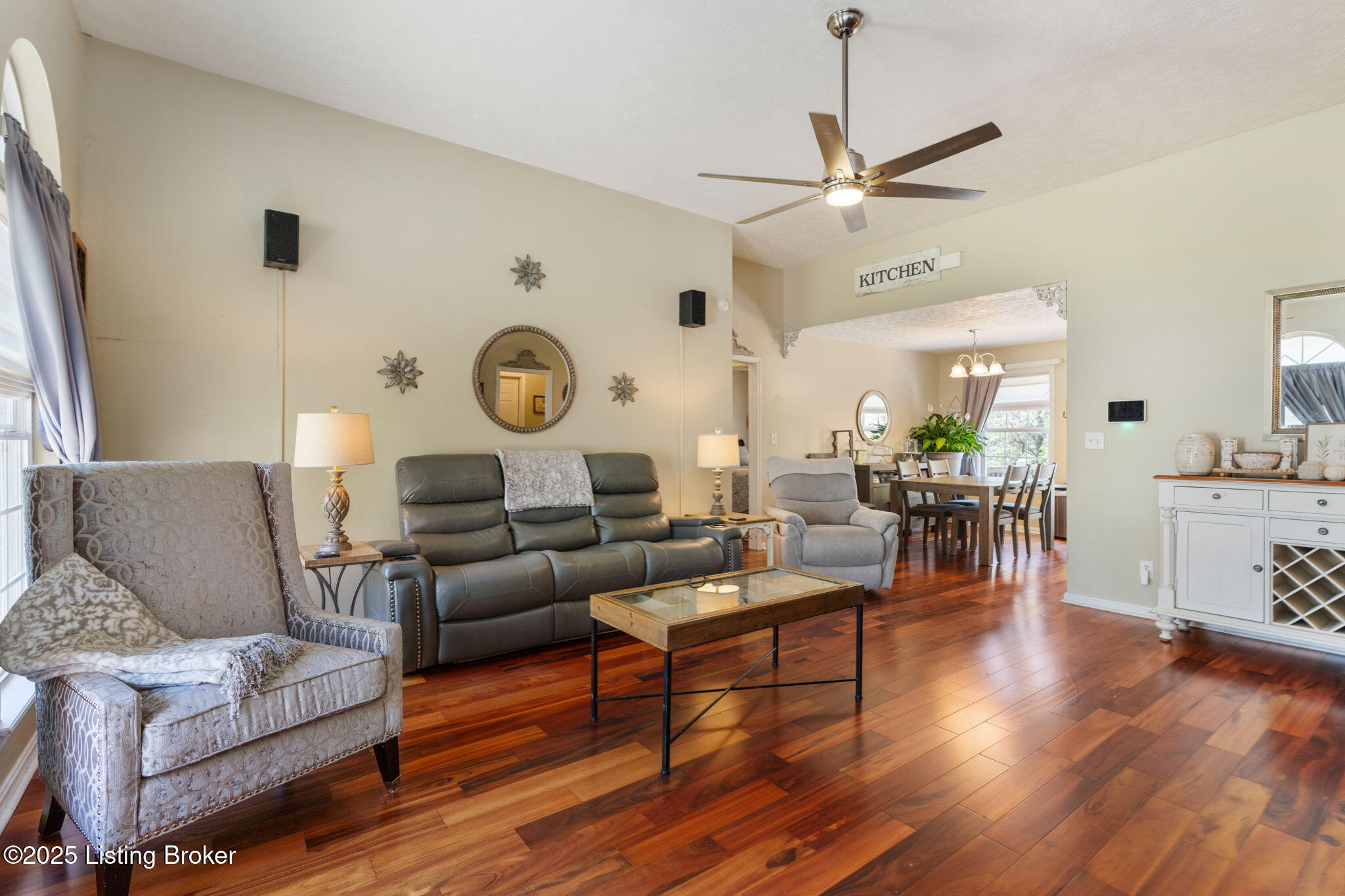 7204 Astin Ct, Louisville, Kentucky image 8