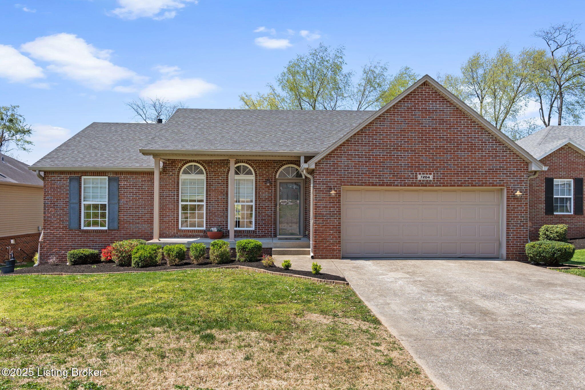 7204 Astin Ct, Louisville, Kentucky image 2
