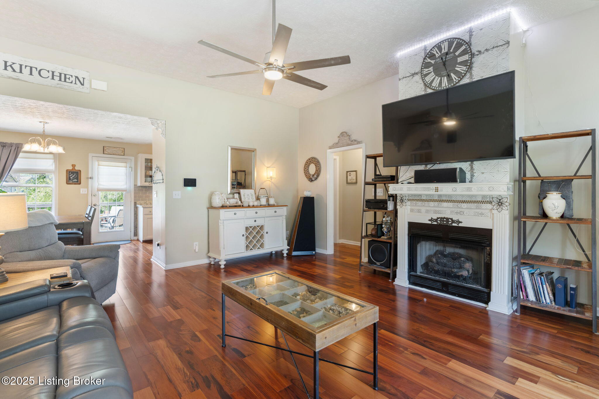 7204 Astin Ct, Louisville, Kentucky image 9
