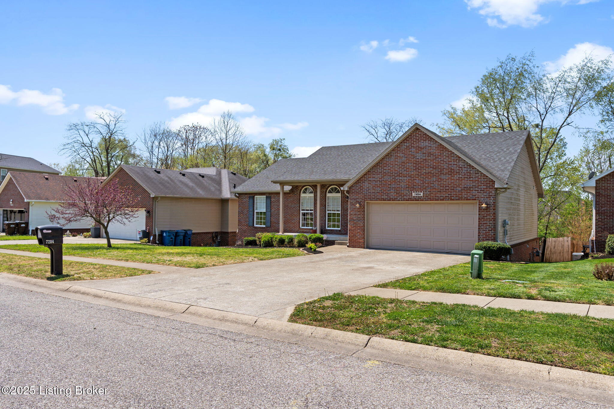 7204 Astin Ct, Louisville, Kentucky image 1