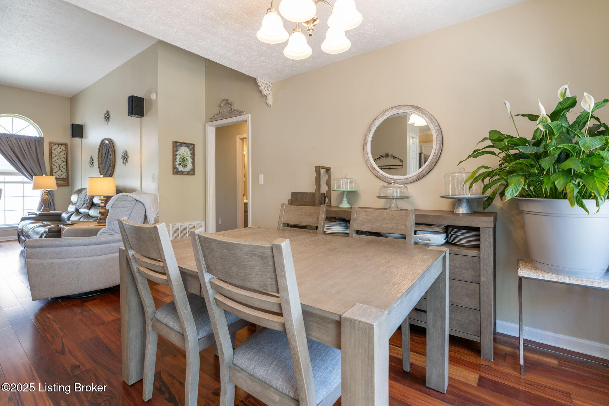 7204 Astin Ct, Louisville, Kentucky image 17