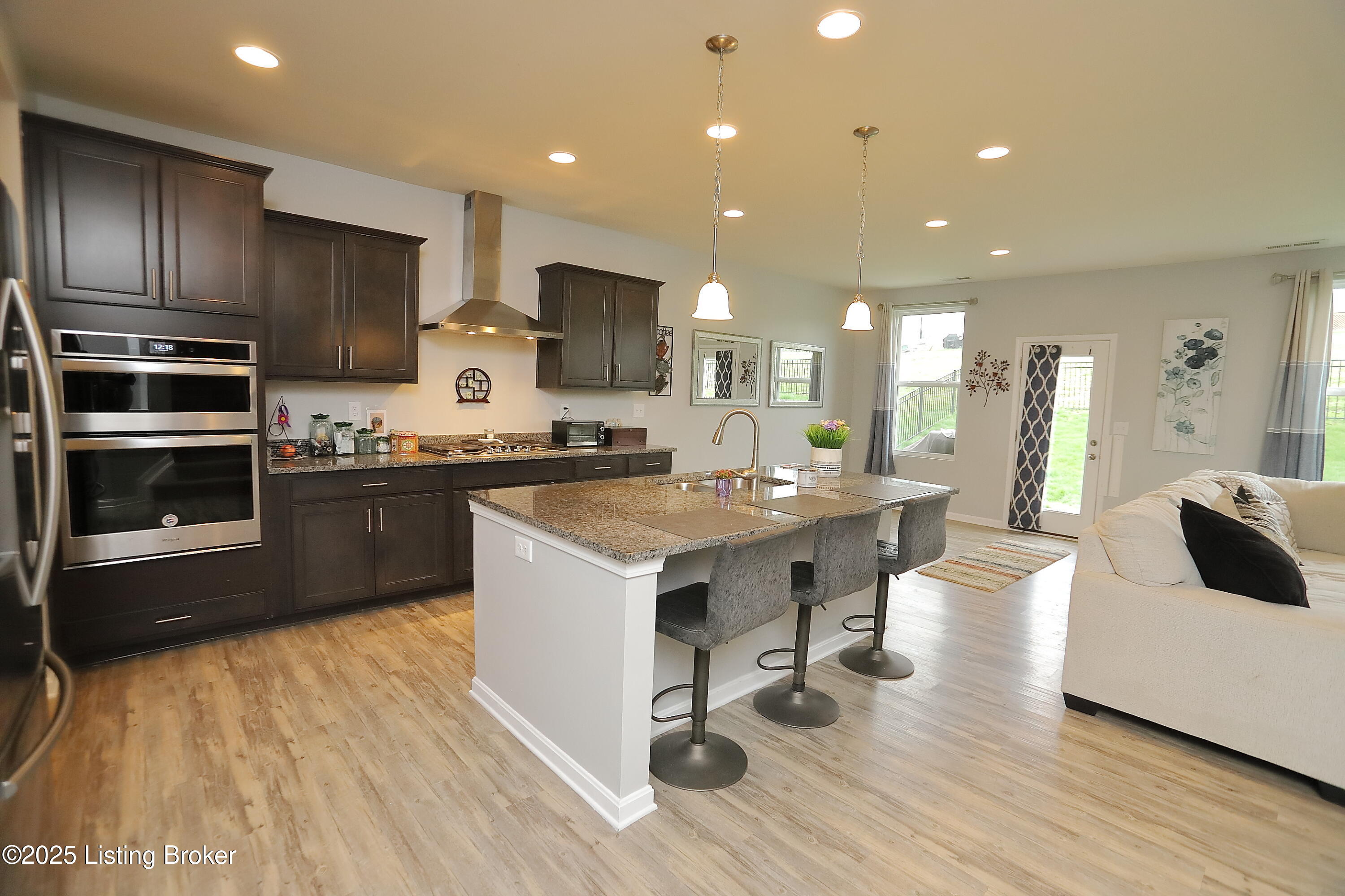 1066 Autumn Crest Ln, Louisville, Pennsylvania image 12